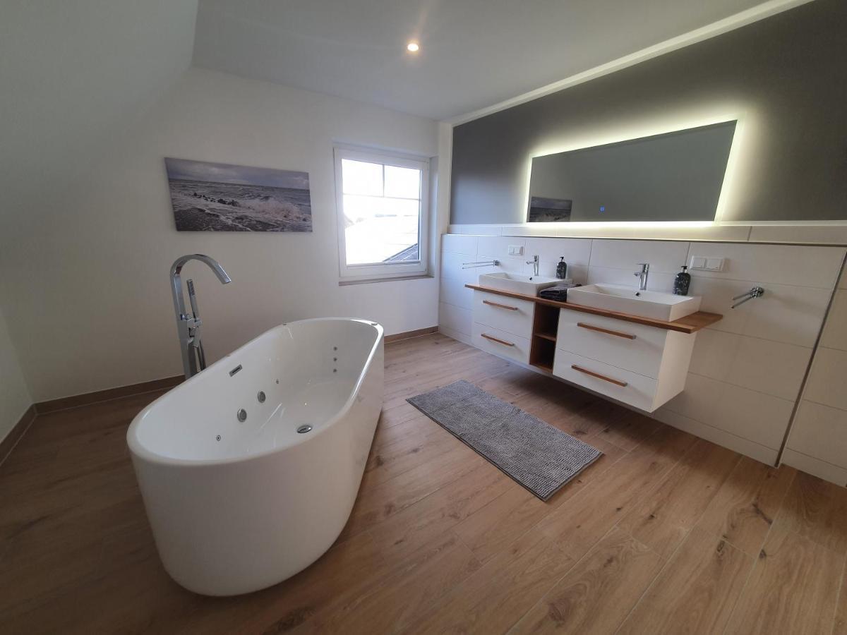 Ferienhaus Meerblick Pellworm Exteriér fotografie